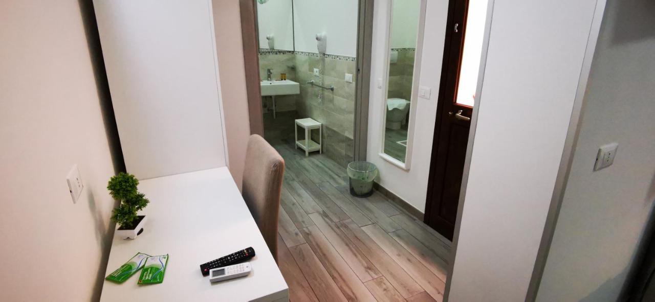 Perla Del Sud - Guest House LMP Екстериор снимка