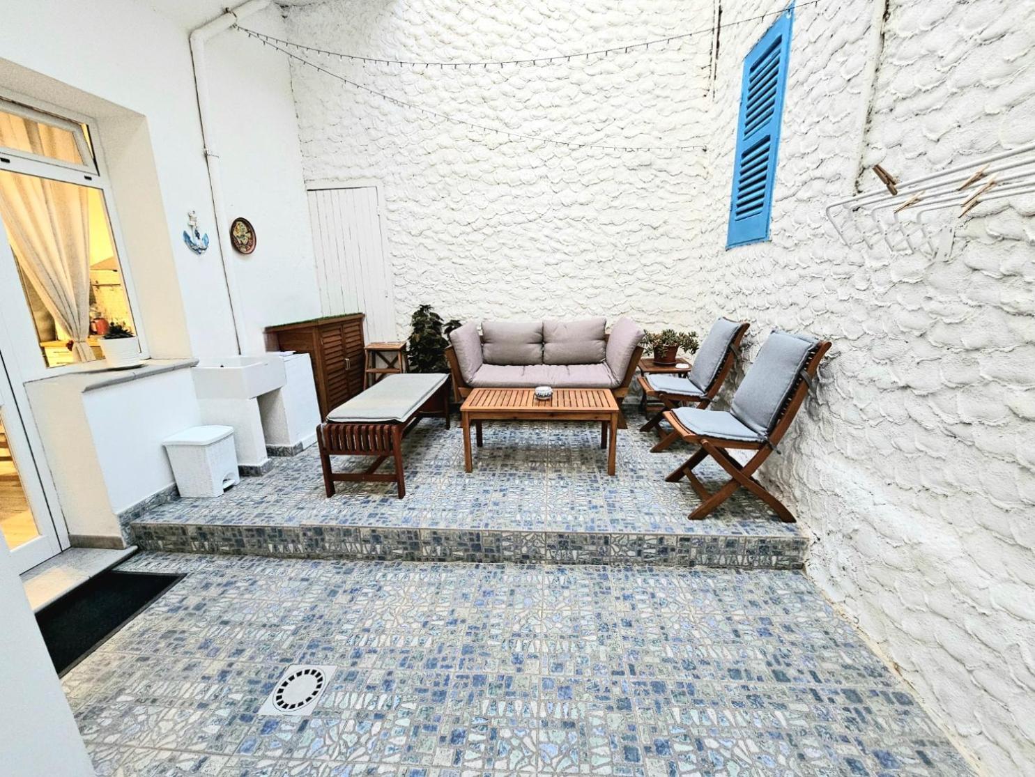 Perla Del Sud - Guest House LMP Екстериор снимка