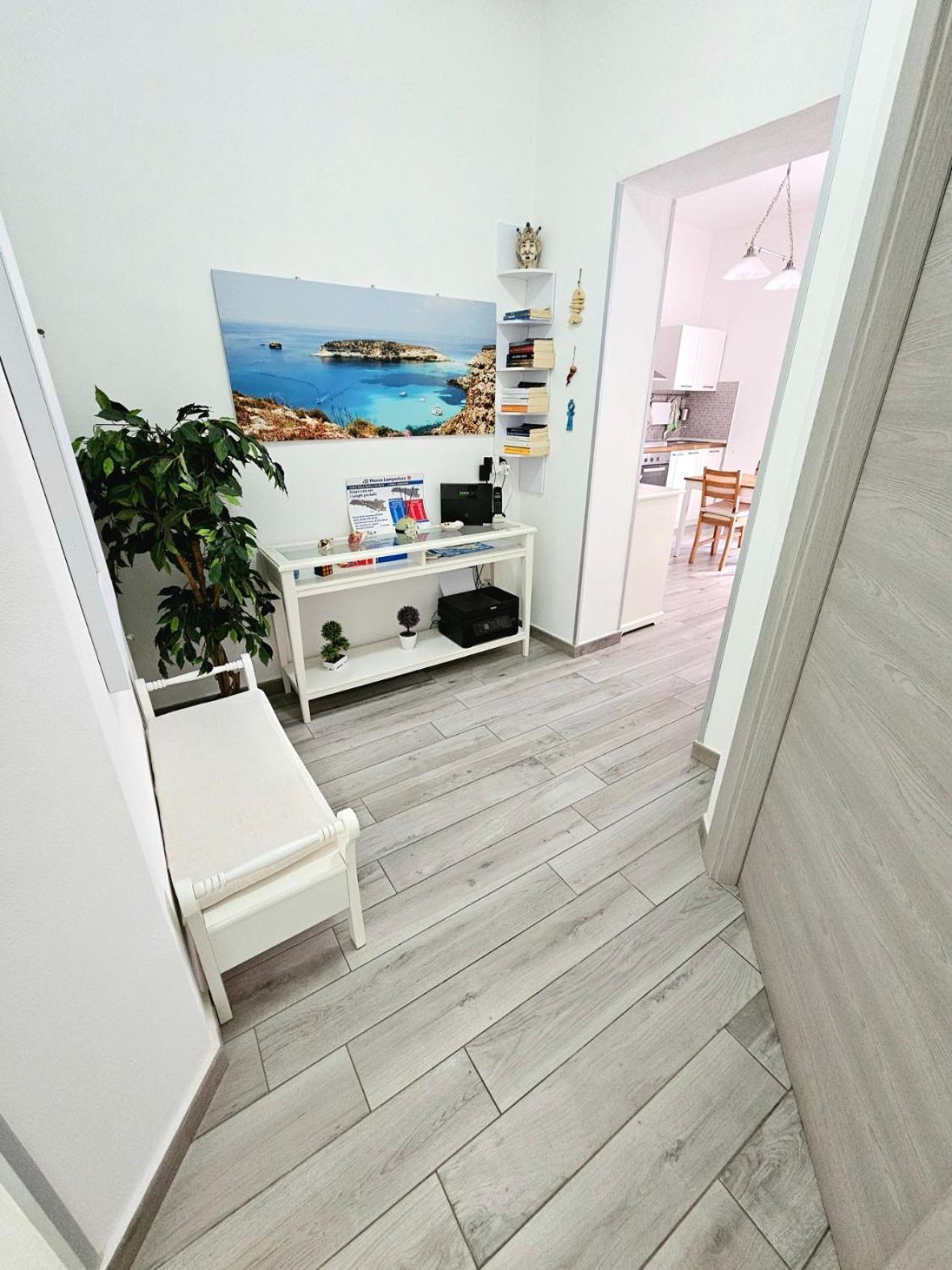 Perla Del Sud - Guest House LMP Екстериор снимка